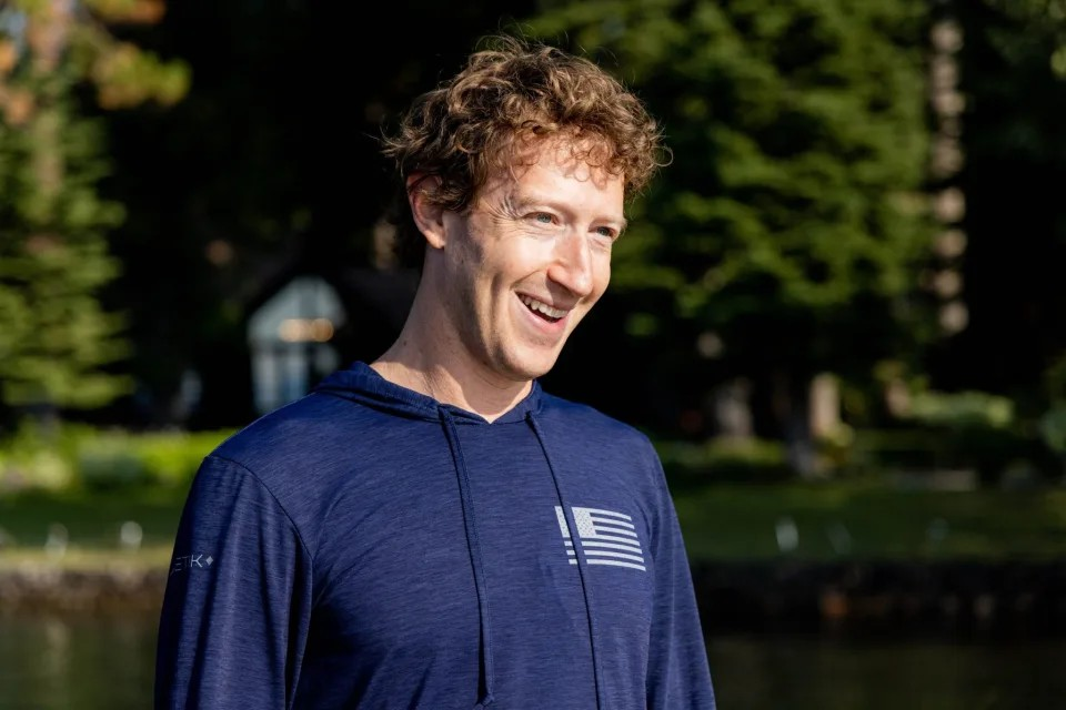 Không ai kiếm được nhiều tiền như Mark Zuckerberg năm nay