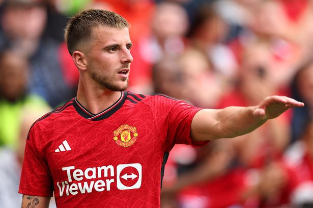 mason mount mu 1 0 lyon.jpg