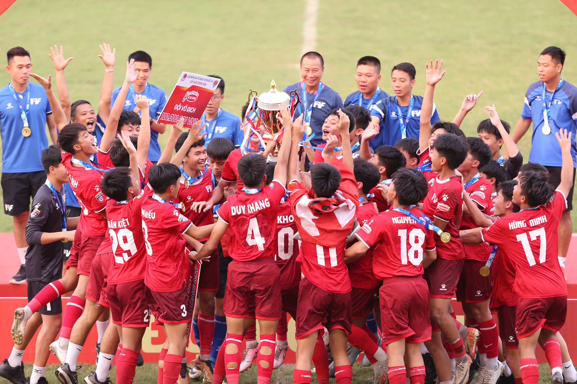u15 pvf ba ria vung tau 16.jpg