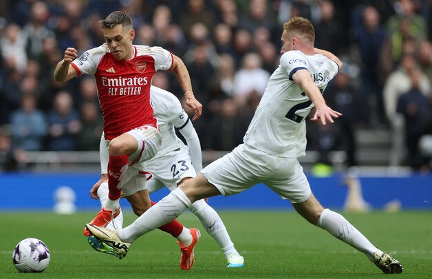 Lịch thi đấu bóng đá hôm nay 15/9: Tottenham đại chiến Arsenal
