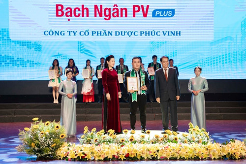 Bạch Ngân PV Plus nhận giải ‘Sản phẩm số 1 Việt Nam 2024’