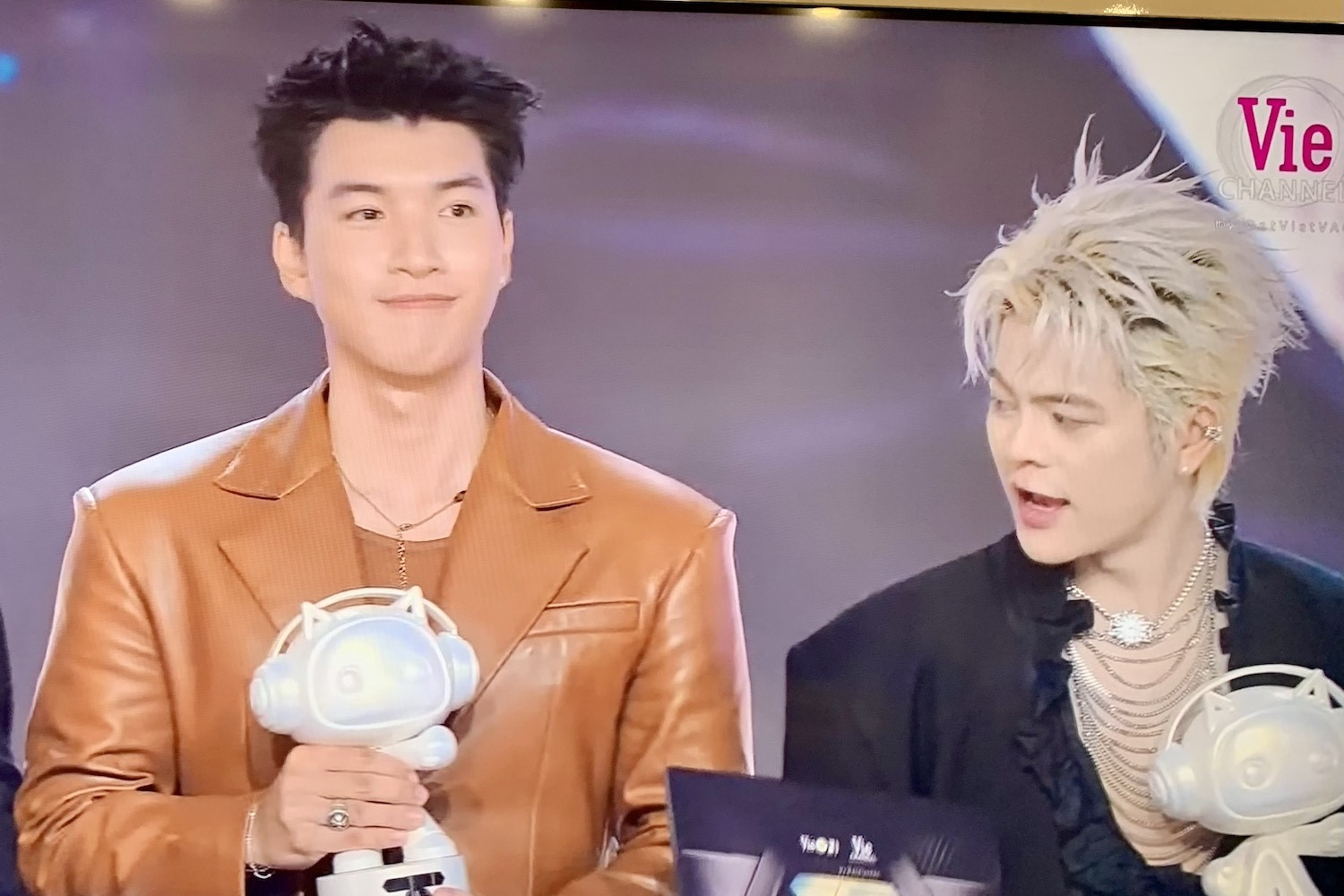 Hieuthuhai đoạt ngôi vị Quán quân Anh trai say hi, Á quân là Rhyder