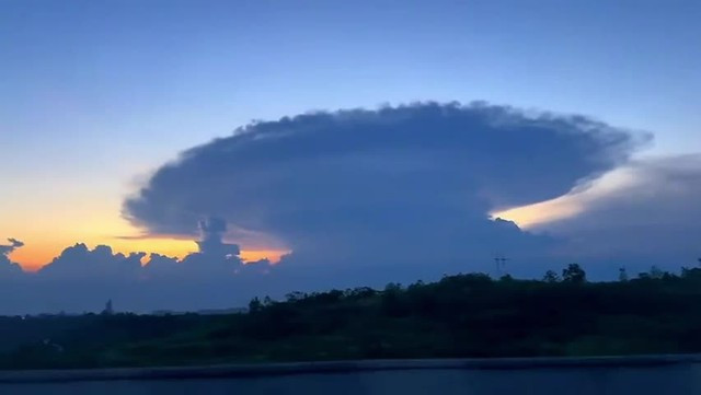 may hinh nam khong lo 1.jpg