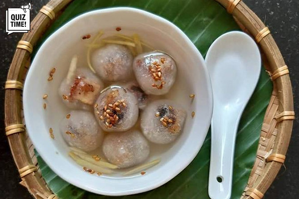 Món chè lạ kỳ ăn cùng thịt ở Huế