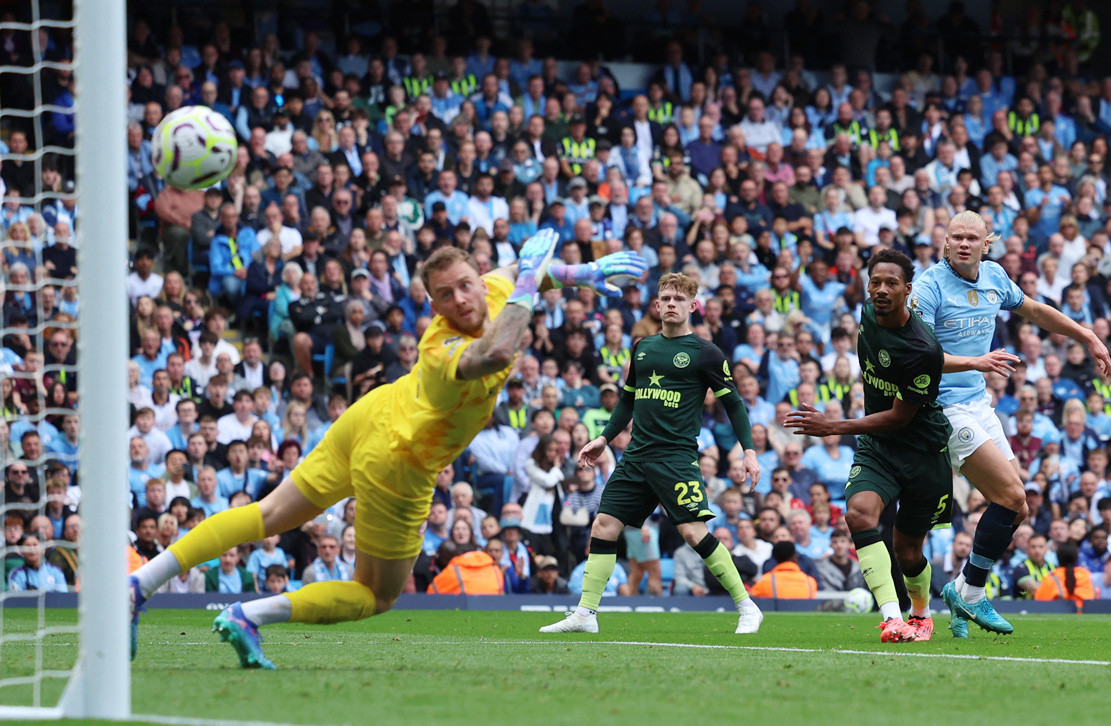 Trực tiếp bóng đá Man City 0-1 Brentford: Địa chấn ở Etihad (H1)