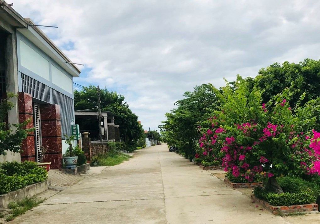 Ảnh 1: UBND tỉnh Quảng Bình đã xét, công nhận thị xã Ba Đồn hoàn thành nhiệm vụ xây dựng nông thôn mới năm 2023.