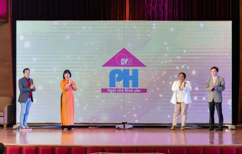 ra mat trung tam tro giup xa hoi 6100.jpg