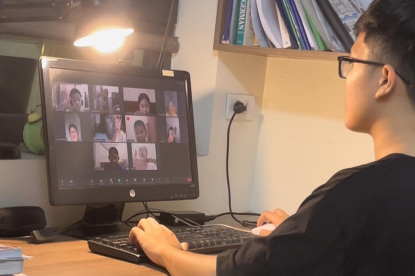 Mở ra chân trời tri thức mới cho trẻ em ở những vùng quê xa xôi, khó khăn