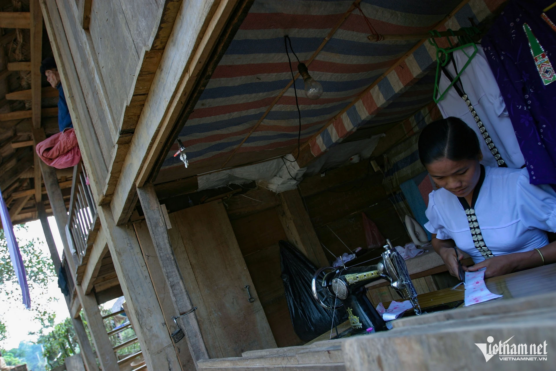 W-dao tao nghe dan toc giam ngheo.jpg