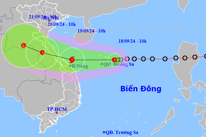 Áp thấp nhiệt đới cách Hoàng Sa 180km, miền Trung nhiều nơi mưa trắng trời