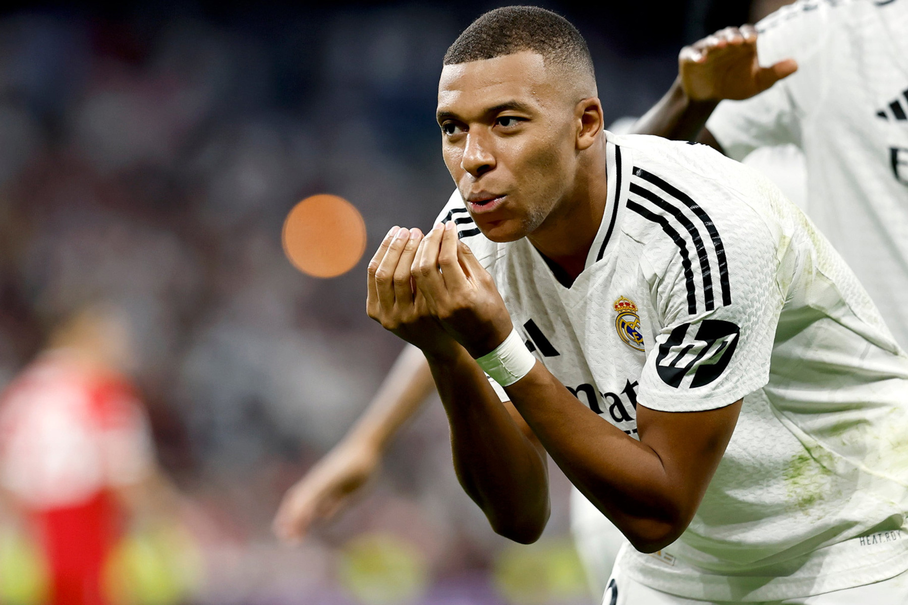 Mbappe Real Madrid Stuttgart.jpg