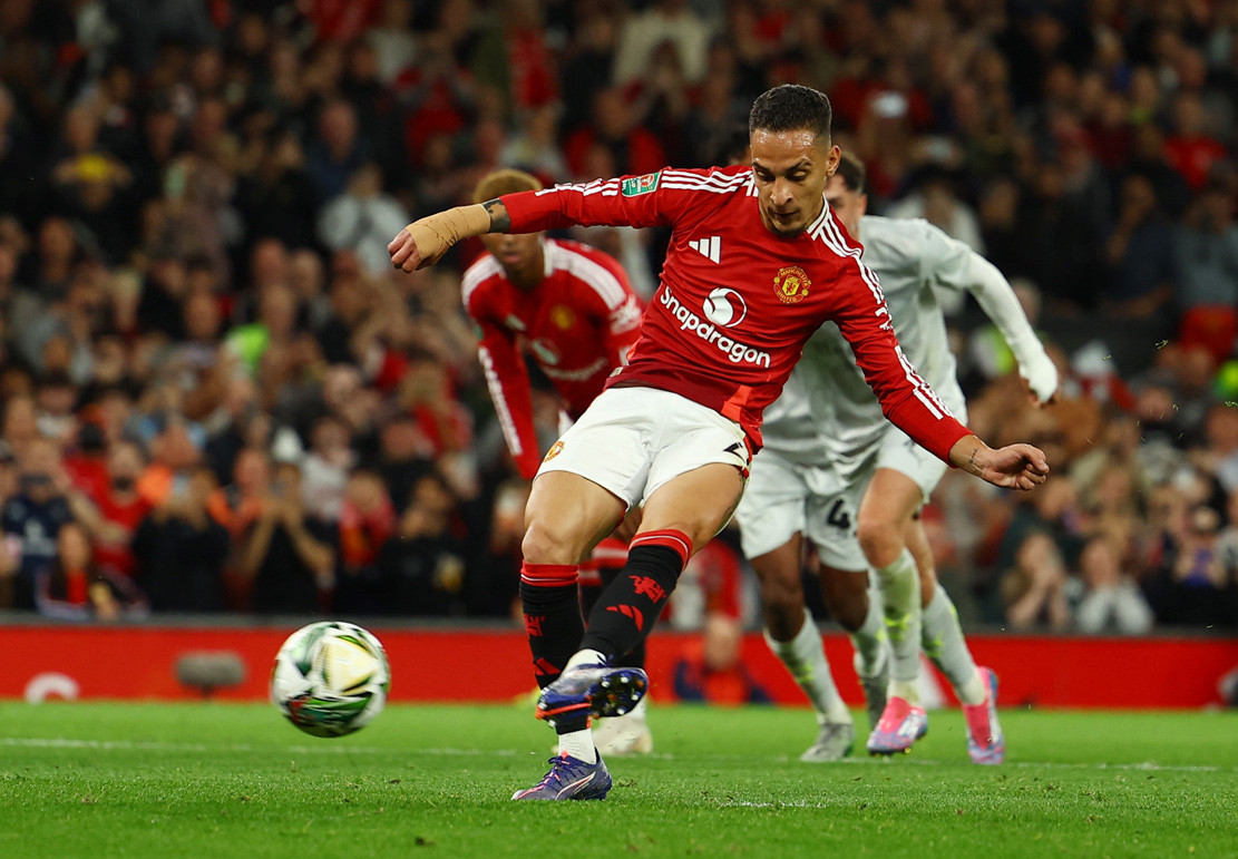 MU đại thắng 7-0 ở cúp Liên đoàn Anh MU Barnsley