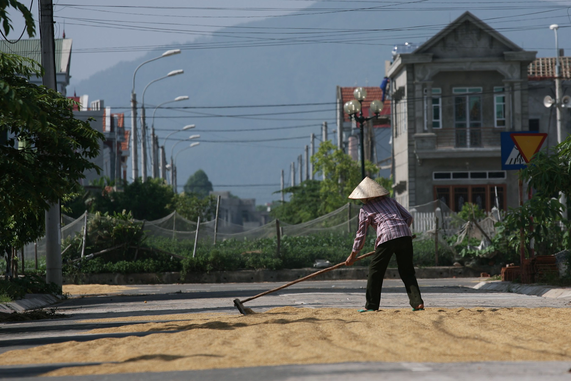 Sẻ chia hơi ấm với người nghèo ở Ba Vì