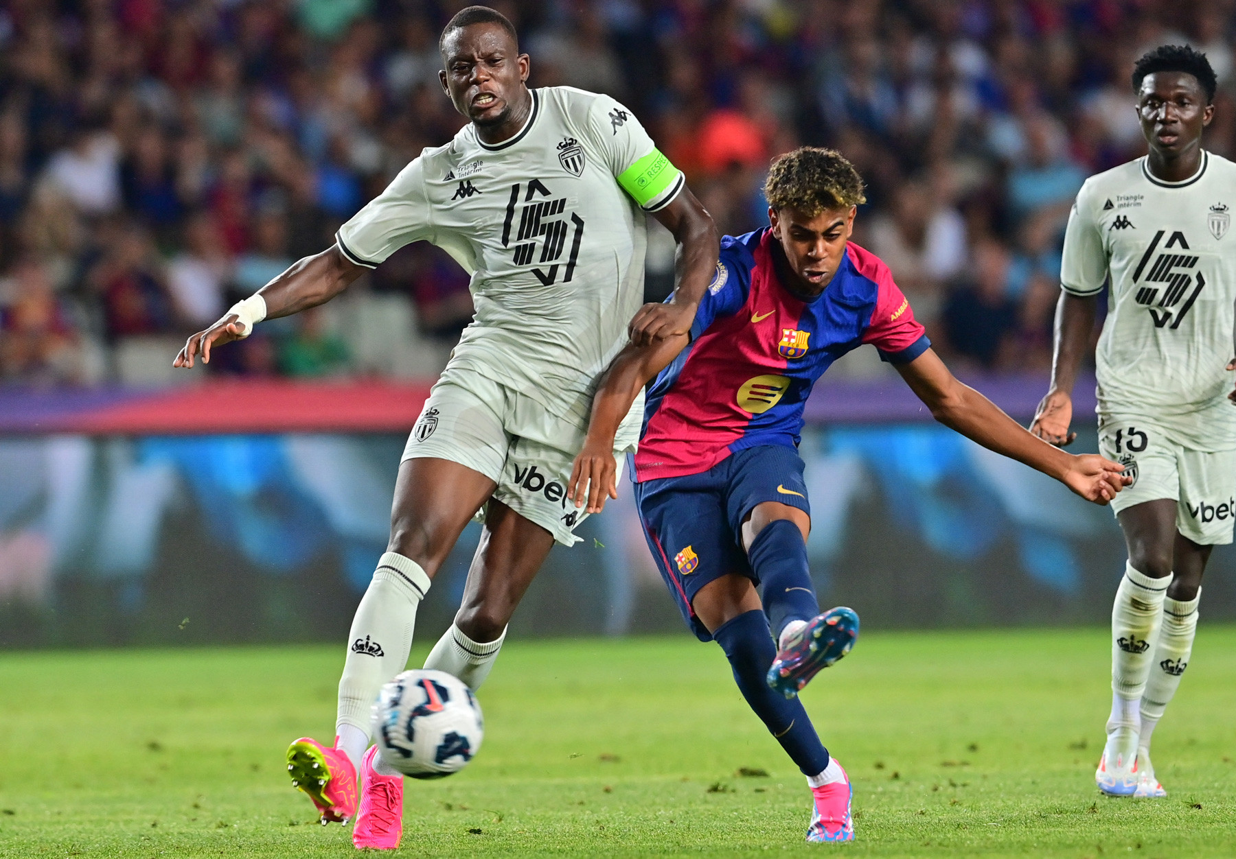 Lamine Barca Monaco.jpg