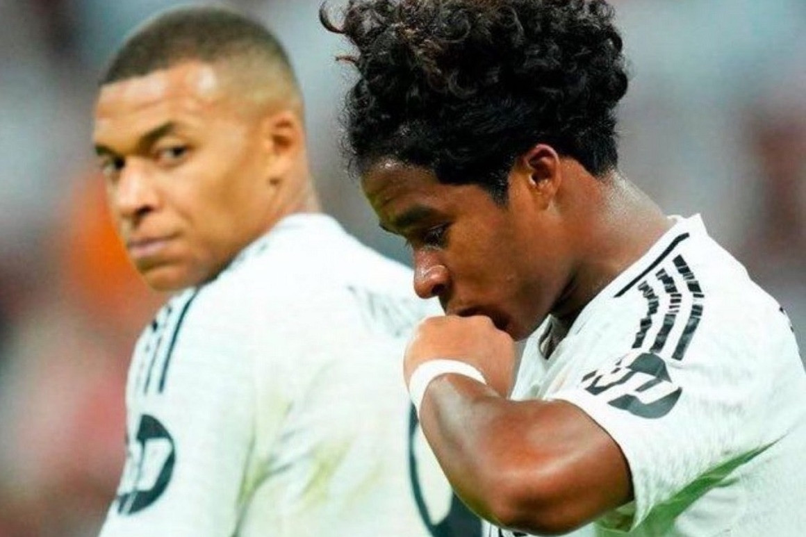 Mbappe kém vui, liếc xéo Endrick tạo sử với Real Madrid ở Cúp C1