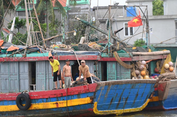 Mở lớp đào tạo nghề cho lao động thuộc hộ nghèo, cận nghèo