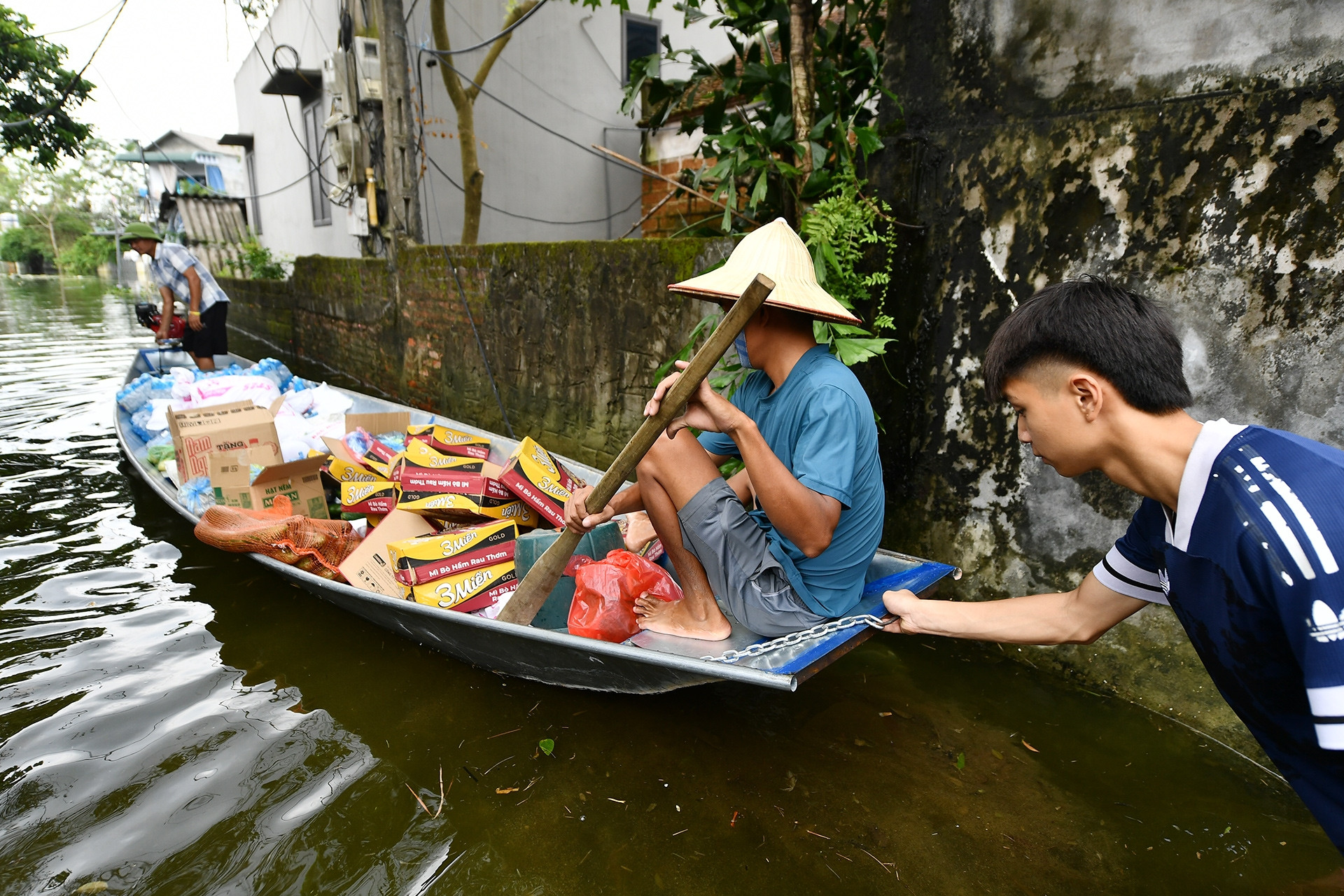 Dự báo thời tiết 20/9/2024: Miền Trung mưa lớn, lũ trên sông Gianh lên nhanh