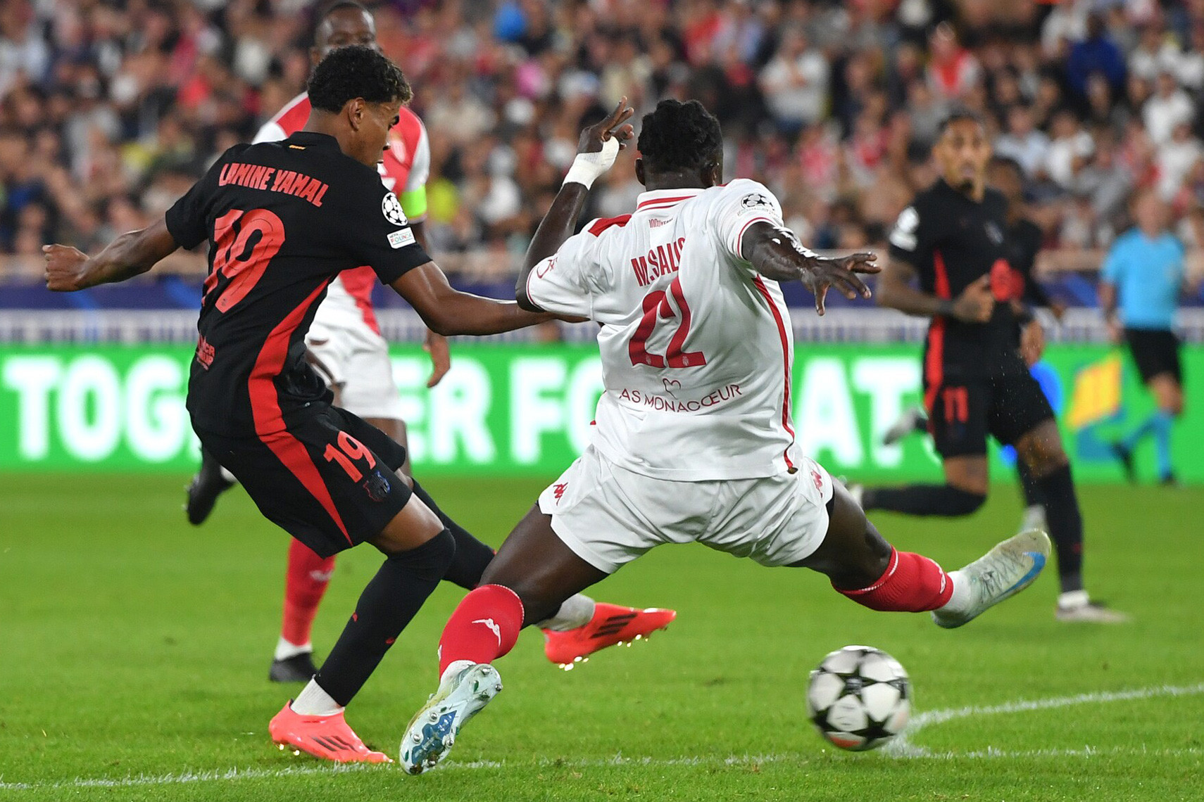Lamine Yamal Monaco Barca 1.jpg