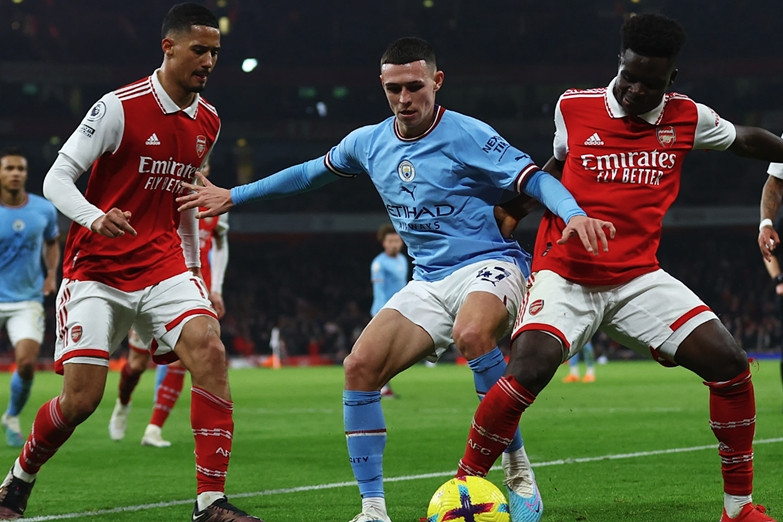 Lịch thi đấu bóng đá hôm nay 22/9: Derby Hà Nội, Man City đại chiến Arsenal
