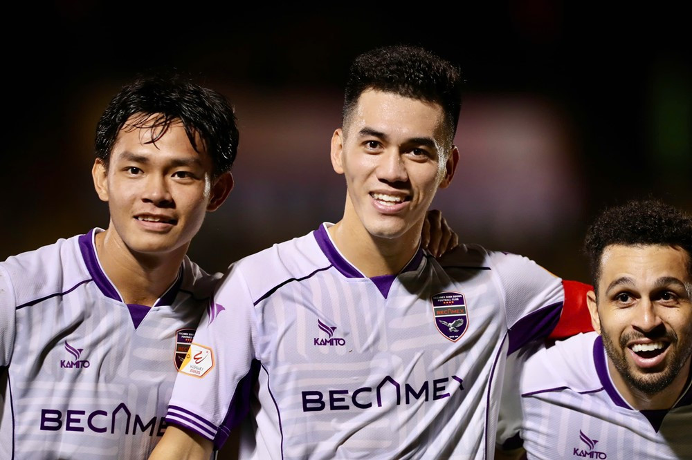 binh duong vs hai phong.jpg