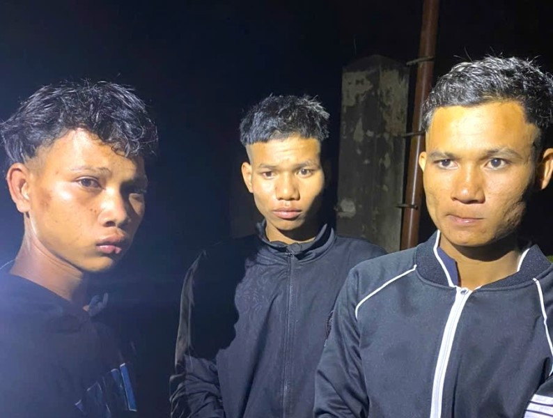 Nhóm thanh niên bị bắt giữ.jpg