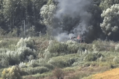 Video UAV cảm tử của Nga phá hủy xe bọc thép Ukraine xâm nhập vào Kursk