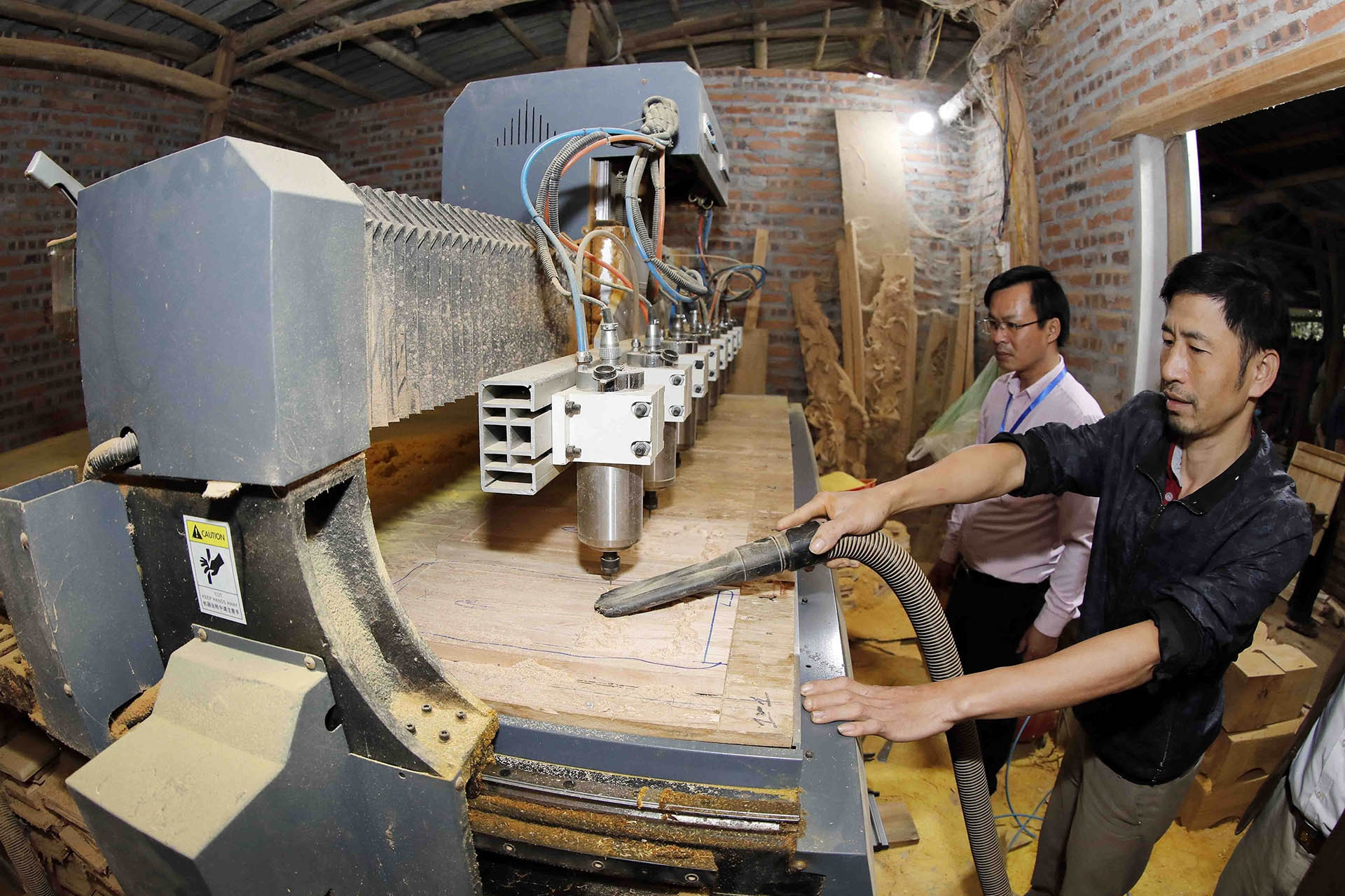 Làm tốt các chương trình chính sách xã hội