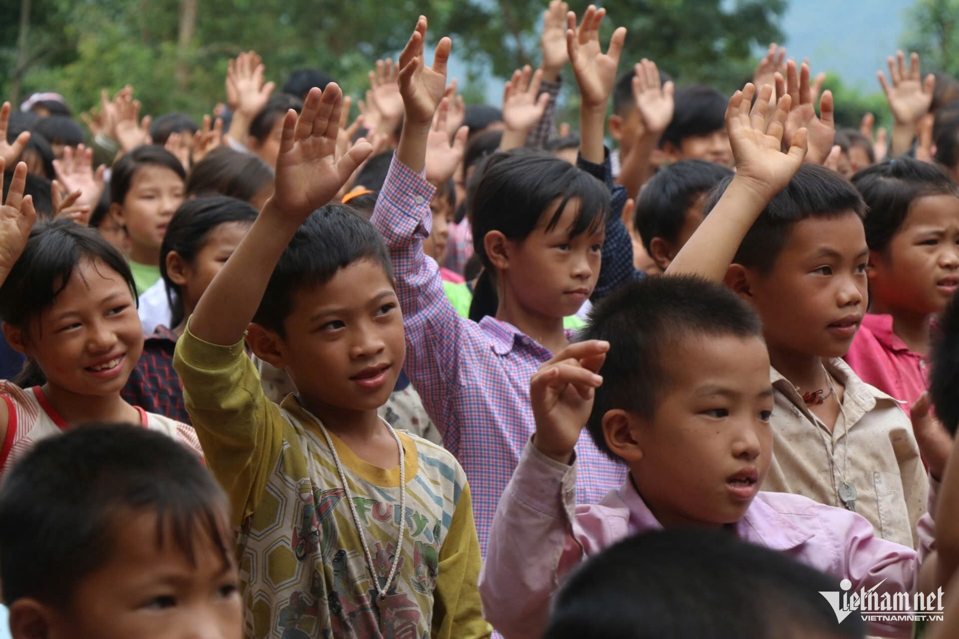 W-giam ngheo Van Ban .jpg