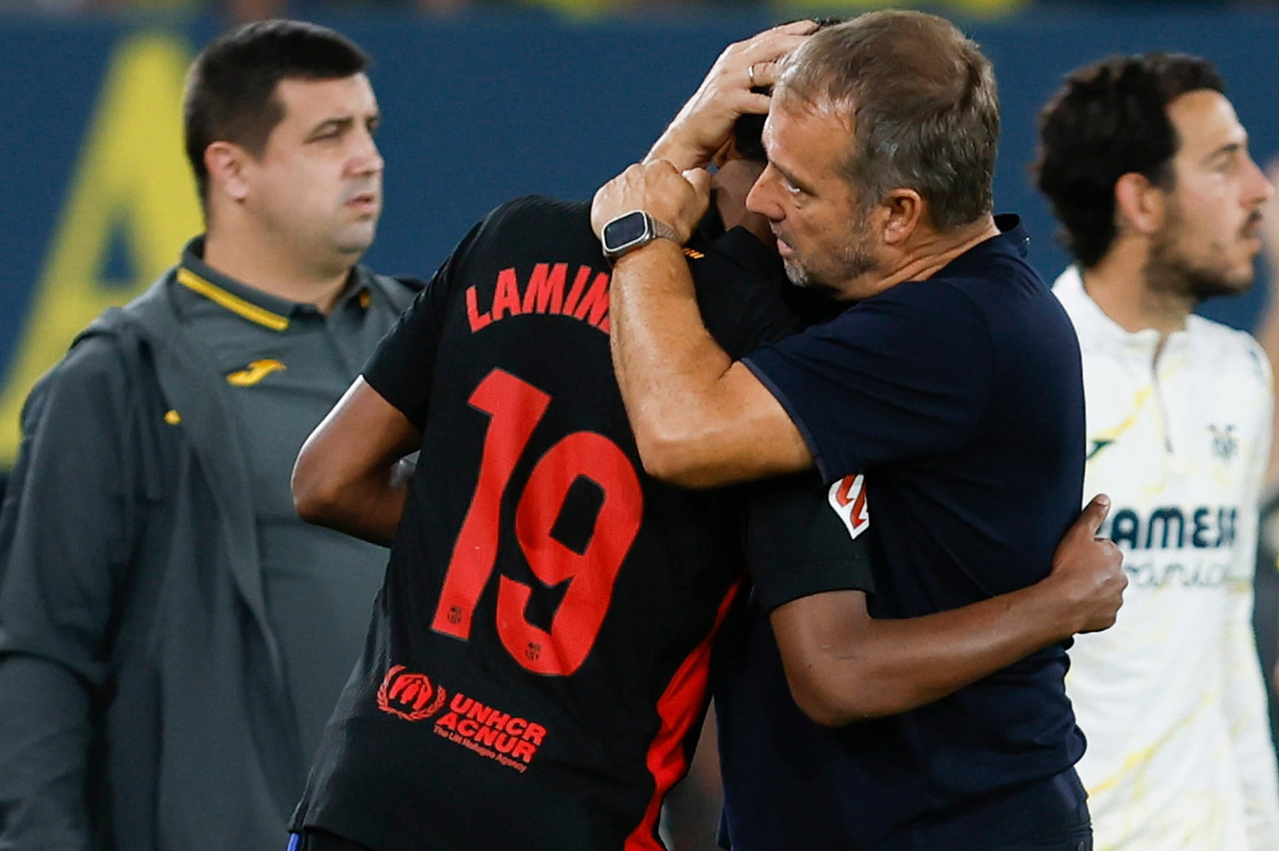 Lamine Yamal Hansi Flick Barca.jpg