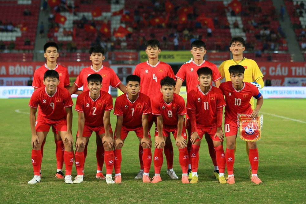 U20 Viet Nam vs U20 Guam 1.jpg