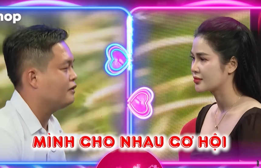 Người phụ nữ ‘một lần đò’ xinh đẹp khiến đàng trai hào hứng bấm nút