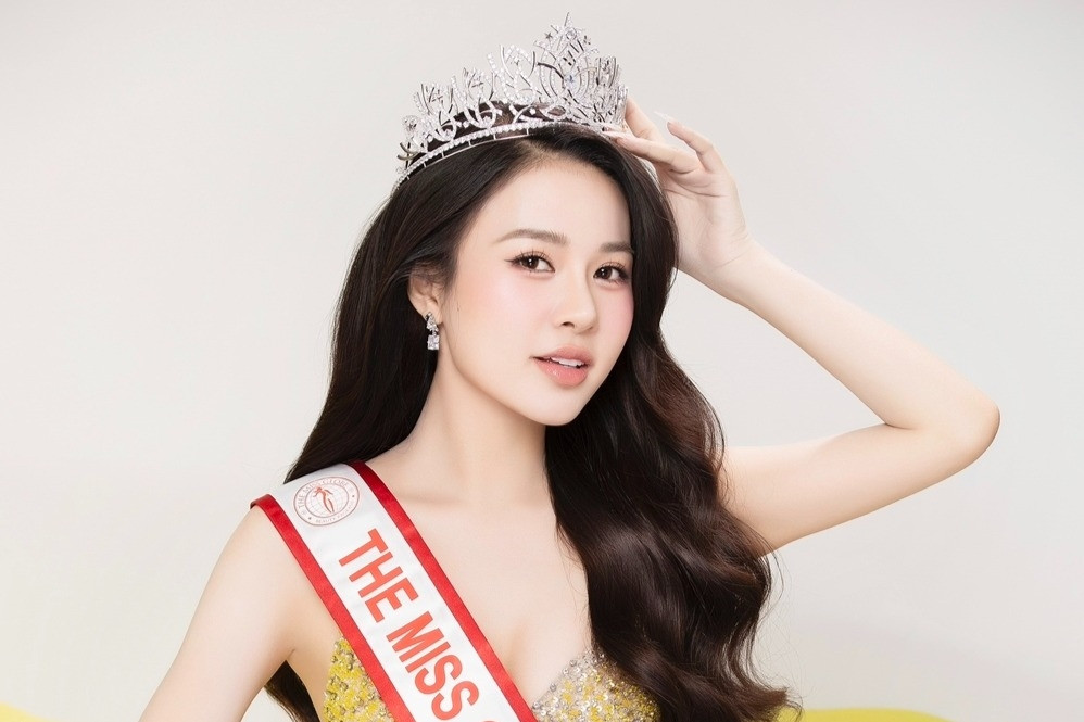 Người đẹp 12 năm liền là học sinh giỏi sắp thi The Miss Globe 2024 là ai?