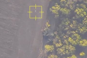 Video UAV Lancet đốt cháy radar cảnh giới của quân đội Ukraine