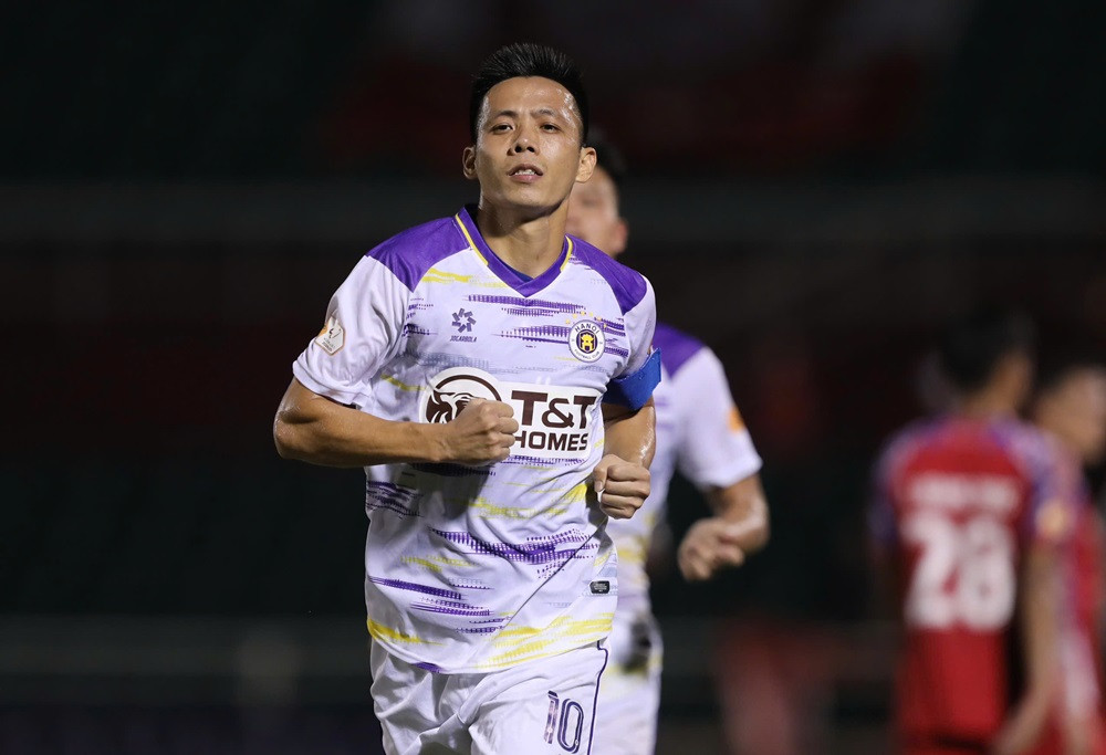 tphcm vs ha noi 2.jpg