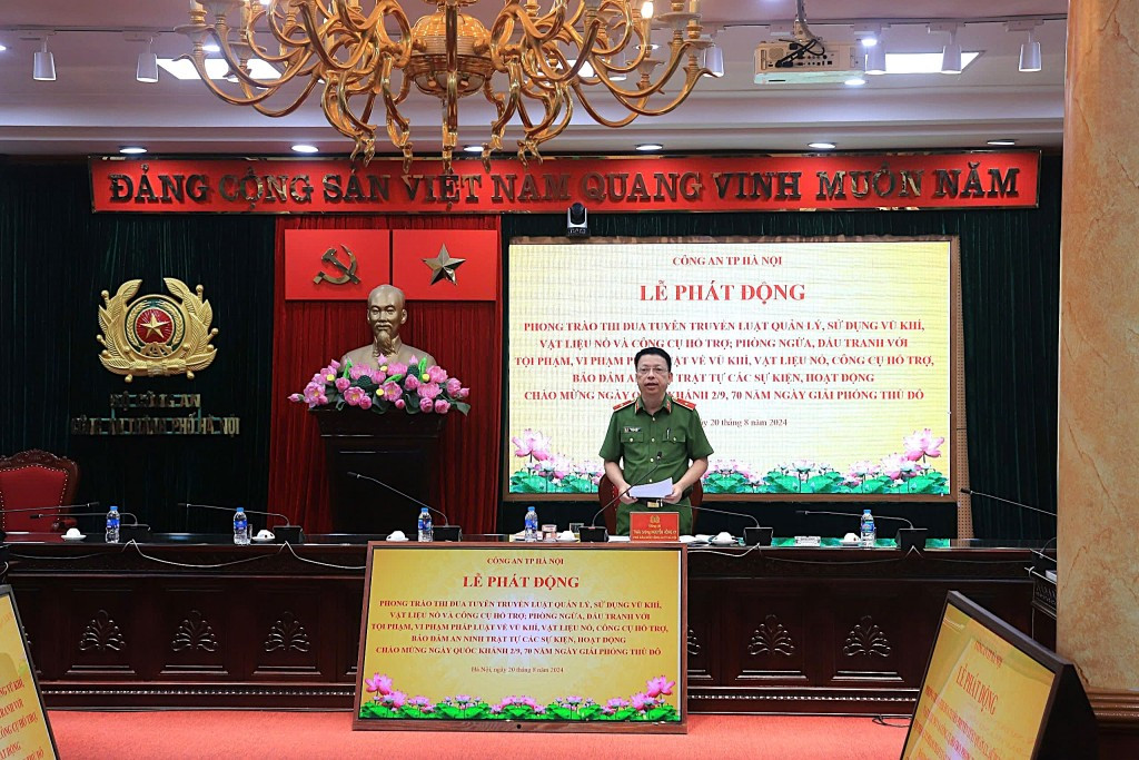 cong an ha noi mo dot cao diem tuyen truyen luat quan ly su dung vu khi vat lieu no va cong cu ho tro 20240820111336.jpg