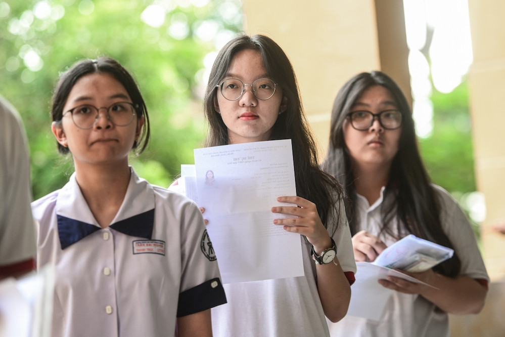 Điểm chuẩn cao chót vót, hàng loạt ngành Sư phạm vẫn phải xét tuyển bổ sung