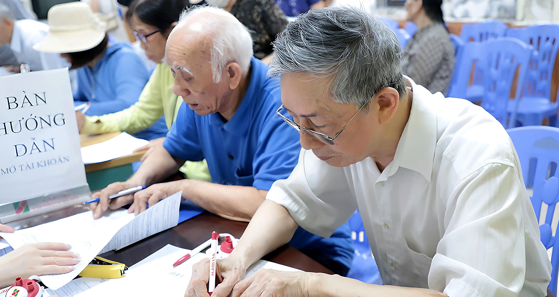 Những trường hợp về hưu sớm năm 2024 được hưởng nguyên lương