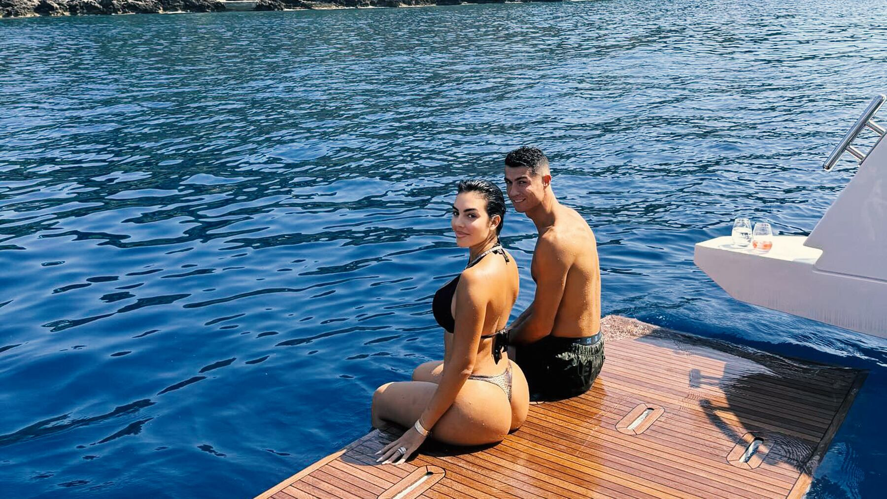 Ronaldo Georgina 4.jpg