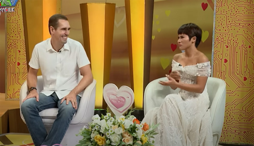 vợ chồng son 3.jpg