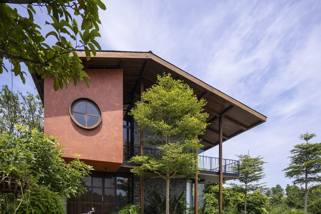 Vợ chồng trẻ xây nhà ‘tổ chim’ ở Ba Vì làm nơi nghỉ dưỡng cuối tuần