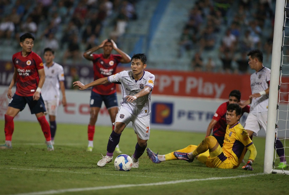 cahn vs binh duong 1.jpg