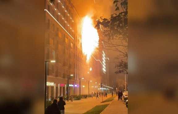 Cháy chung cư ở Nga, cư dân nhảy từ cửa sổ tầng 5 để thoát hiểm