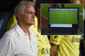 Mourinho hành động đặc biệt trong chiến thắng của Fenerbahce