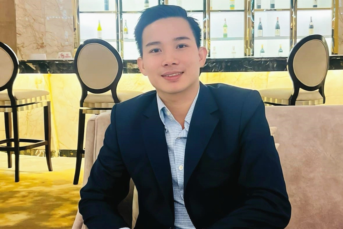 CEO ngành sách lên tiếng về cuốn sách gây tranh cãi