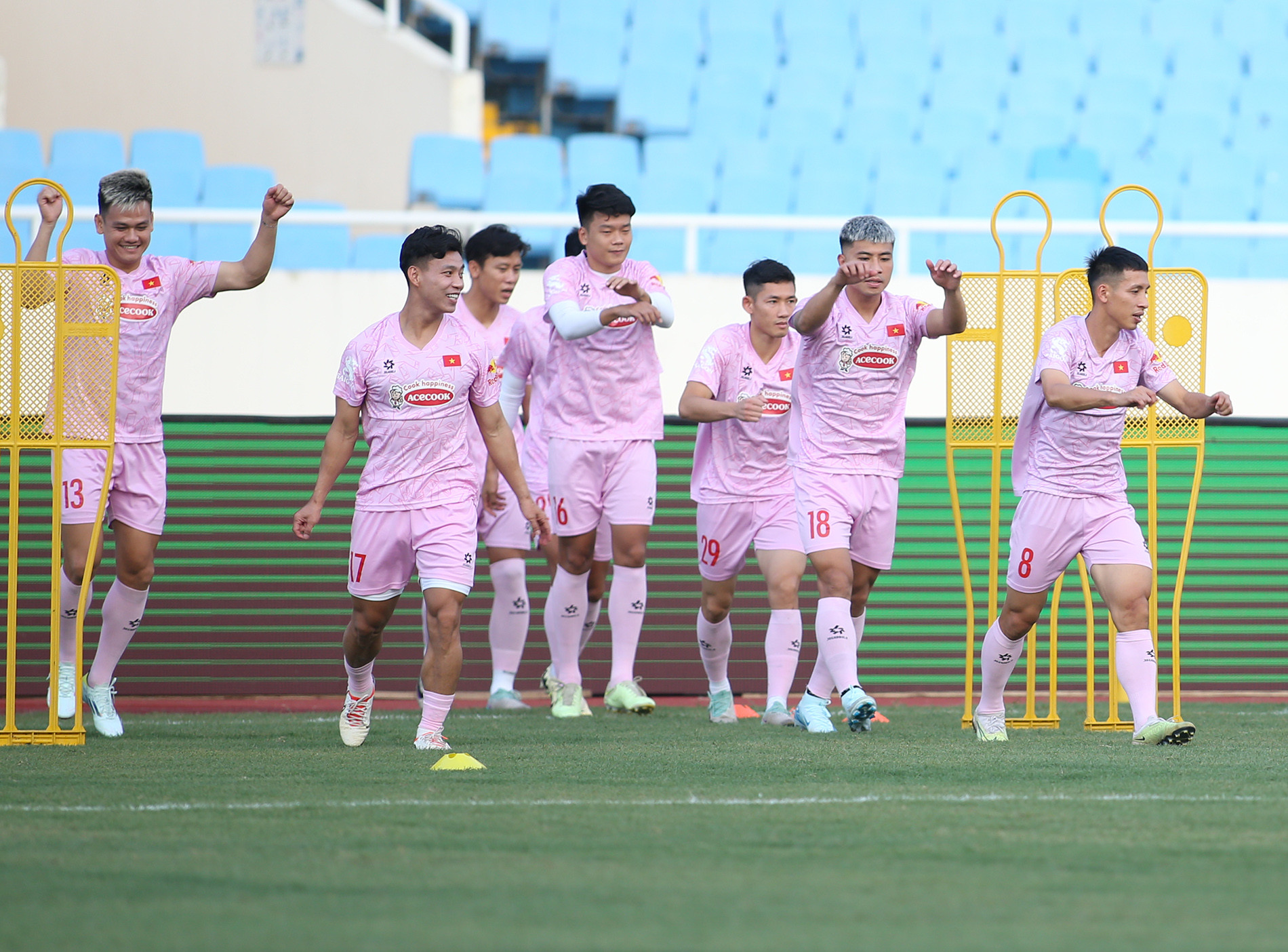 tuyen viet nam 3.JPG