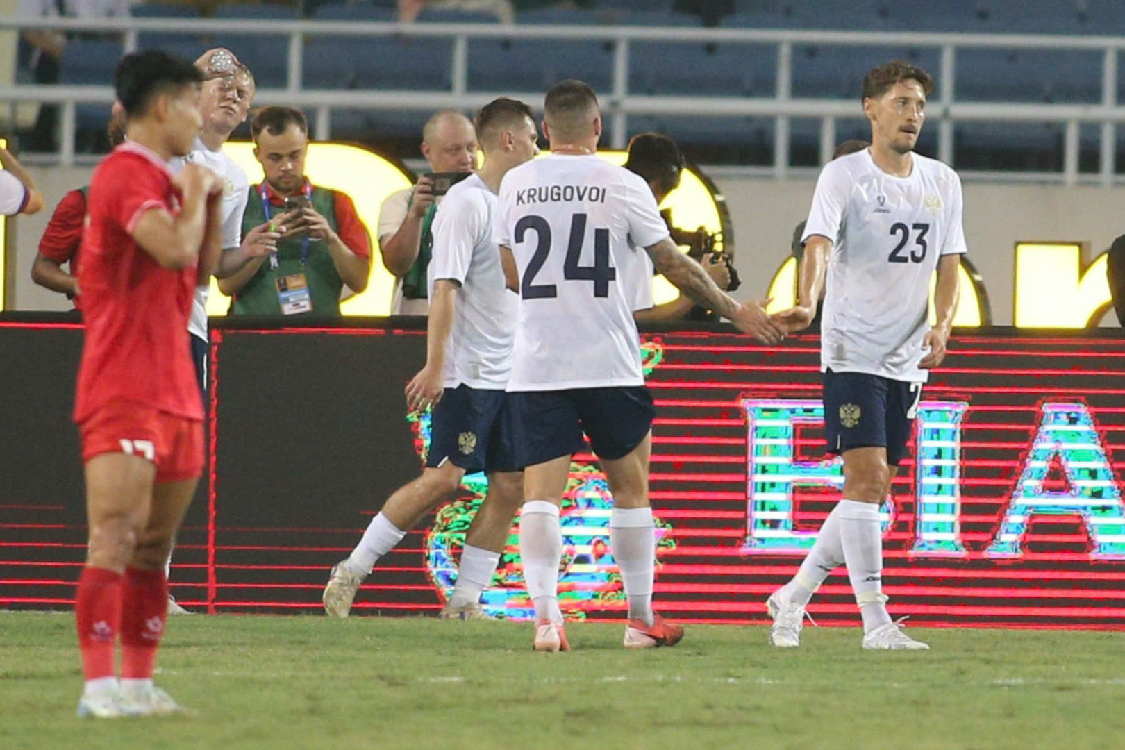 Kuzyaev Viet Nam Nga.jpg