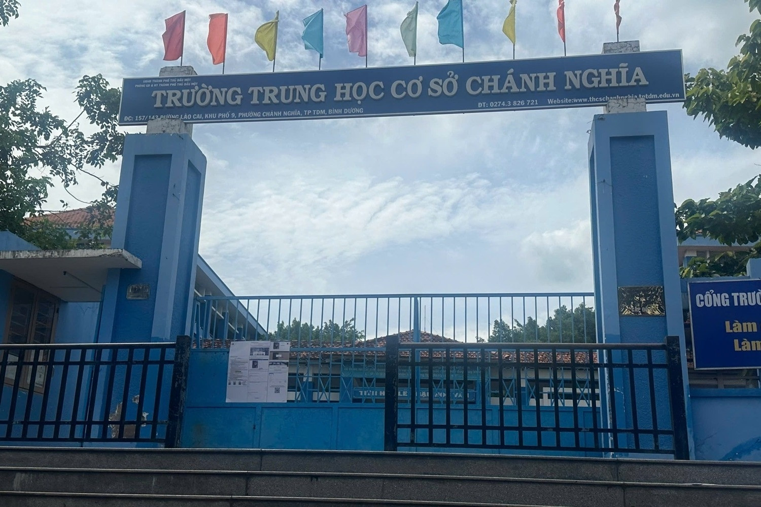 Nhiều học sinh ở Bình Dương ngậm ngùi vì không được dự khai giảng