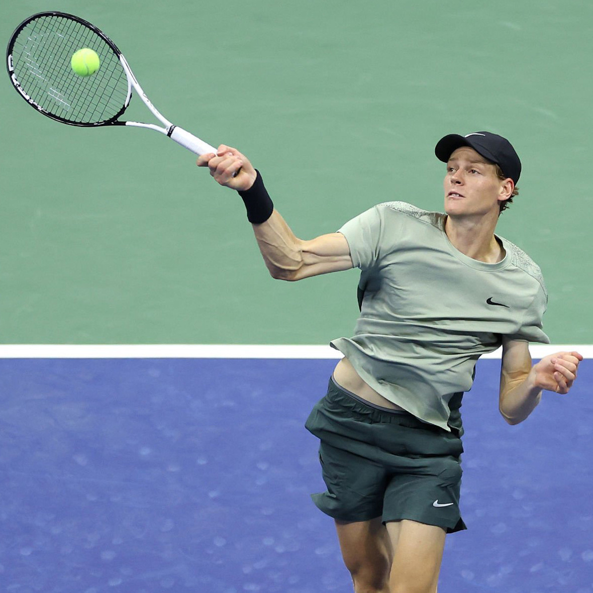 Sinner Medvedev 1.jpg