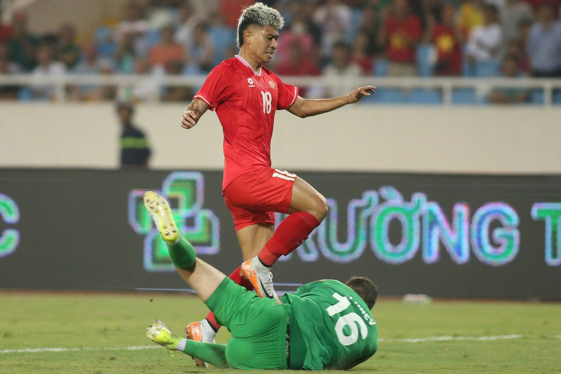 Dinh Thanh Binh Viet Nam Nga.jpg