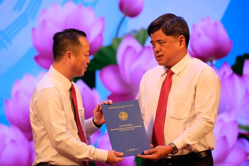 sinh vien cao dang.jpeg